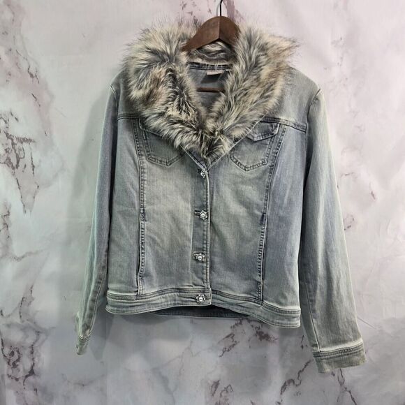 Chicos Denim Jacket Womens Small 0 Jean Faux Fur Collar Light Wash Stretch Bling - Picture 1 of 12